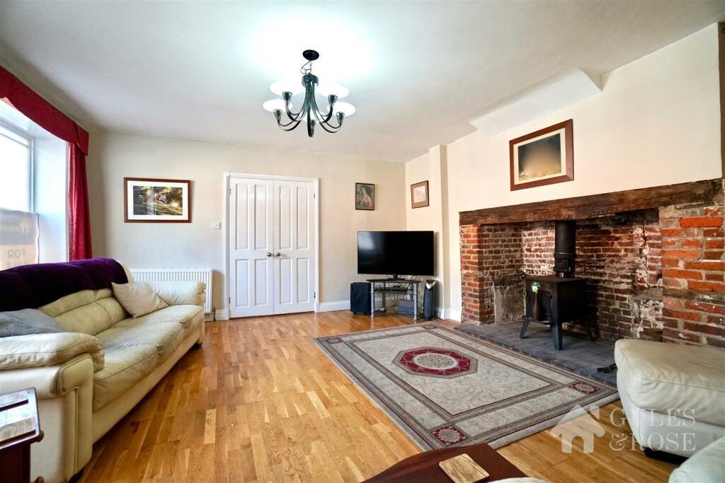 Additional property image - High Street, Mistley