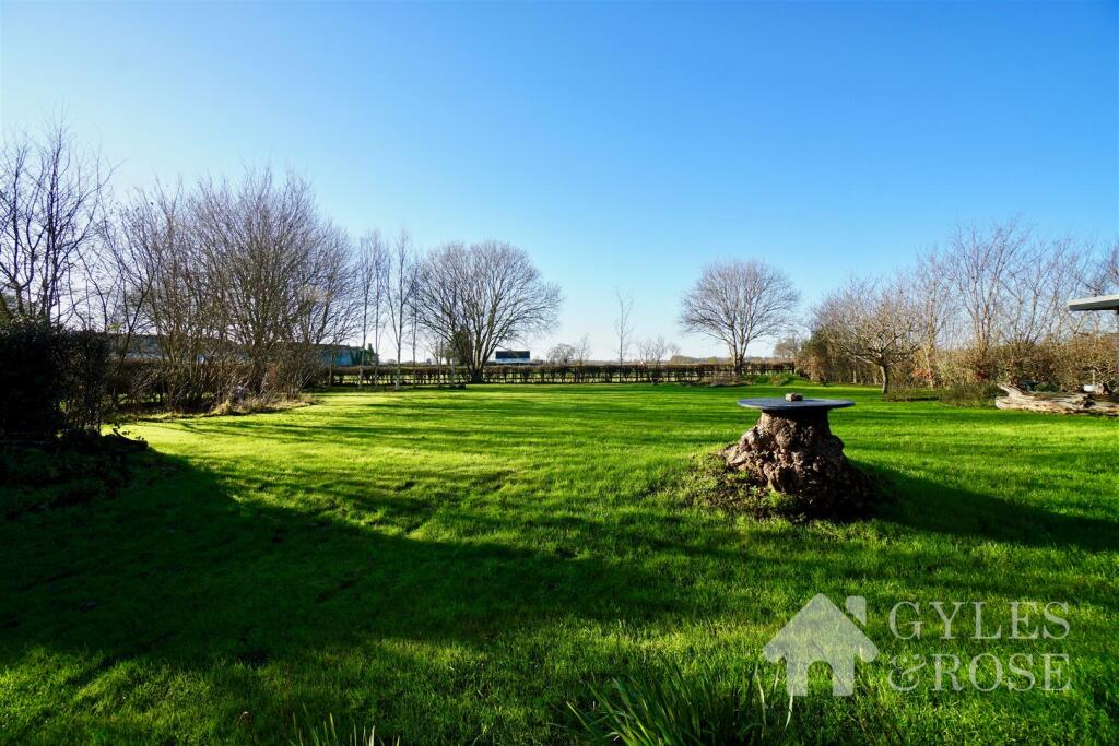 Additional property image - The Green, Tendring