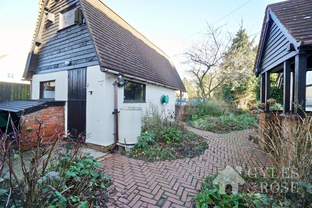 Additional property image - The Green, Tendring