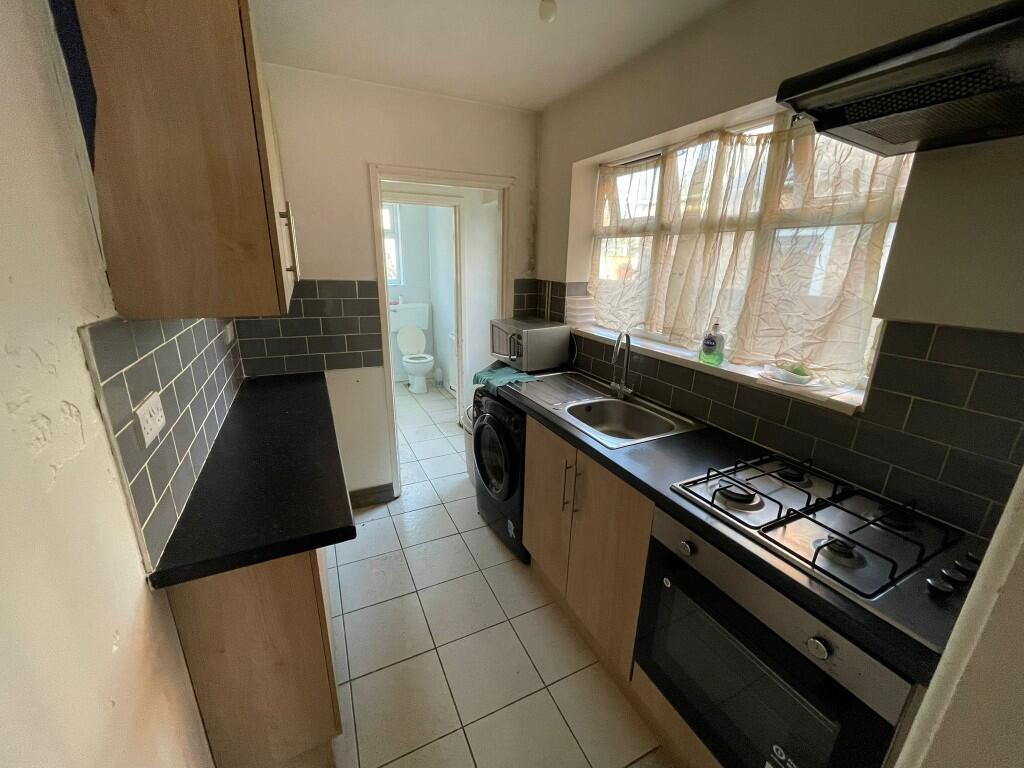 Main image of property: Foleshill Road, Coventry, West Midlands, CV6