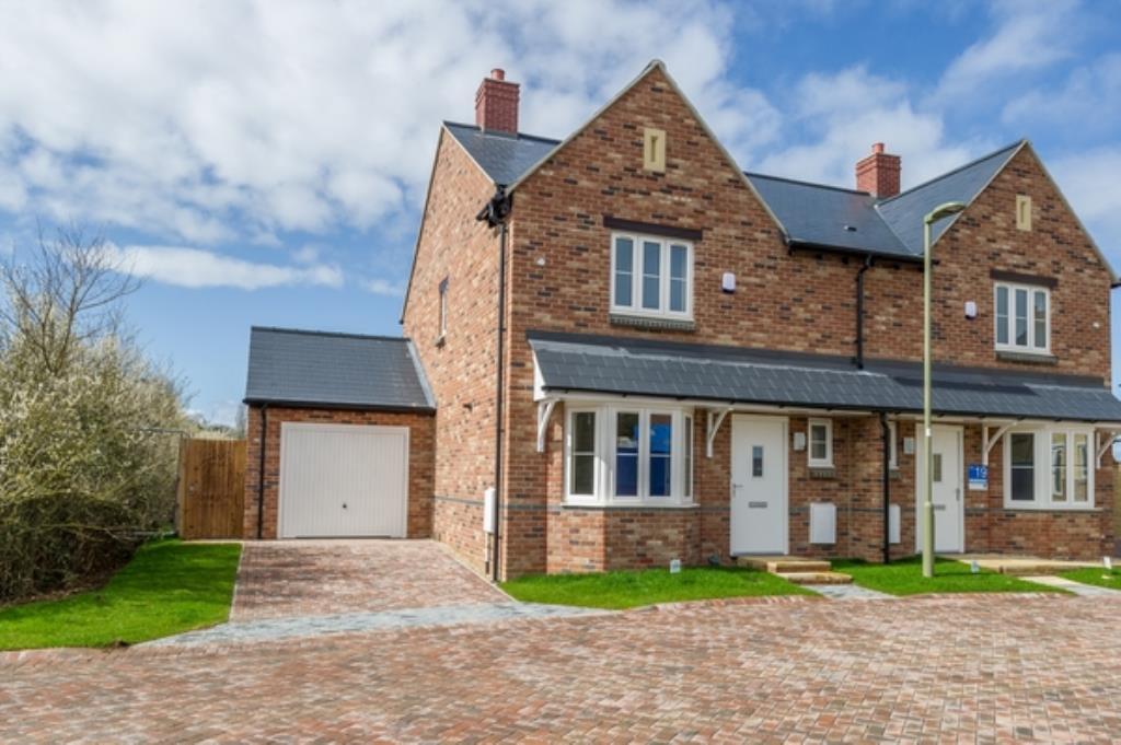Main image of property: Blackberry Way, Woodstock, Oxfordshire, OX20