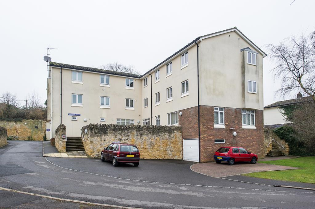Main image of property: Moorland Close, Witney, OX28