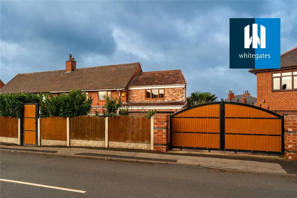 Main image of property: Broad Lane, South Elmsall, Pontefract, West Yorkshire, WF9