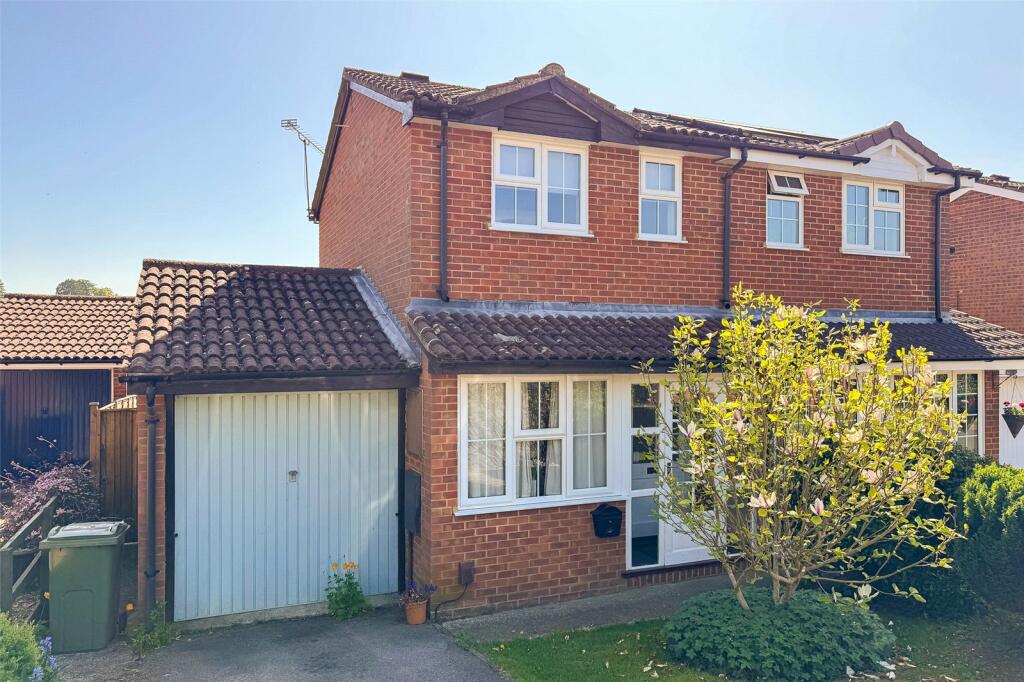Main image of property: Black Acre Close, Amersham, Buckinghamshire, HP7