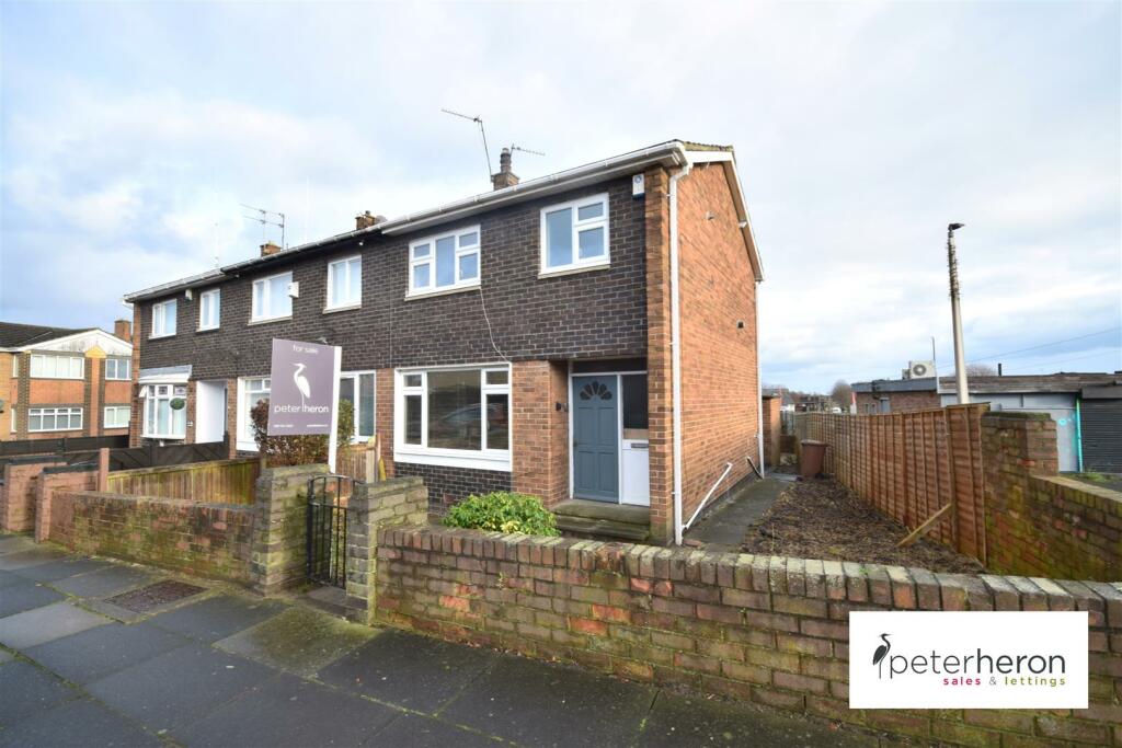 3 bedroom terraced house for sale in Gilbert Road, Grindon, Sunderland, SR4