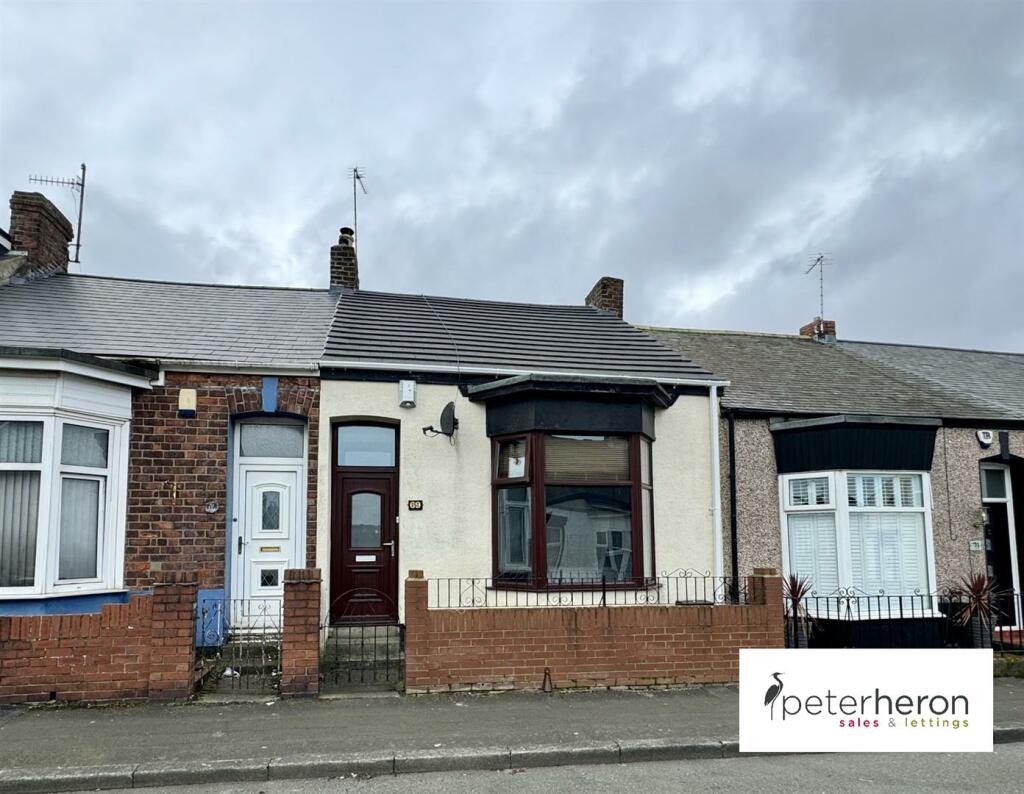 2 bedroom cottage for sale in Hylton Street, Millfield, Sunderland, SR4