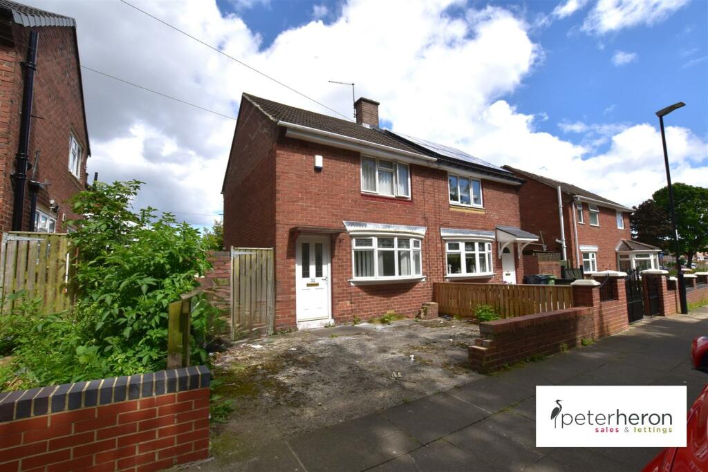 2 bedroom semidetached house for sale in Portsmouth Road, Pennywell