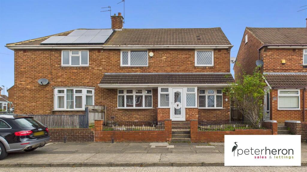 3 bedroom semi-detached house