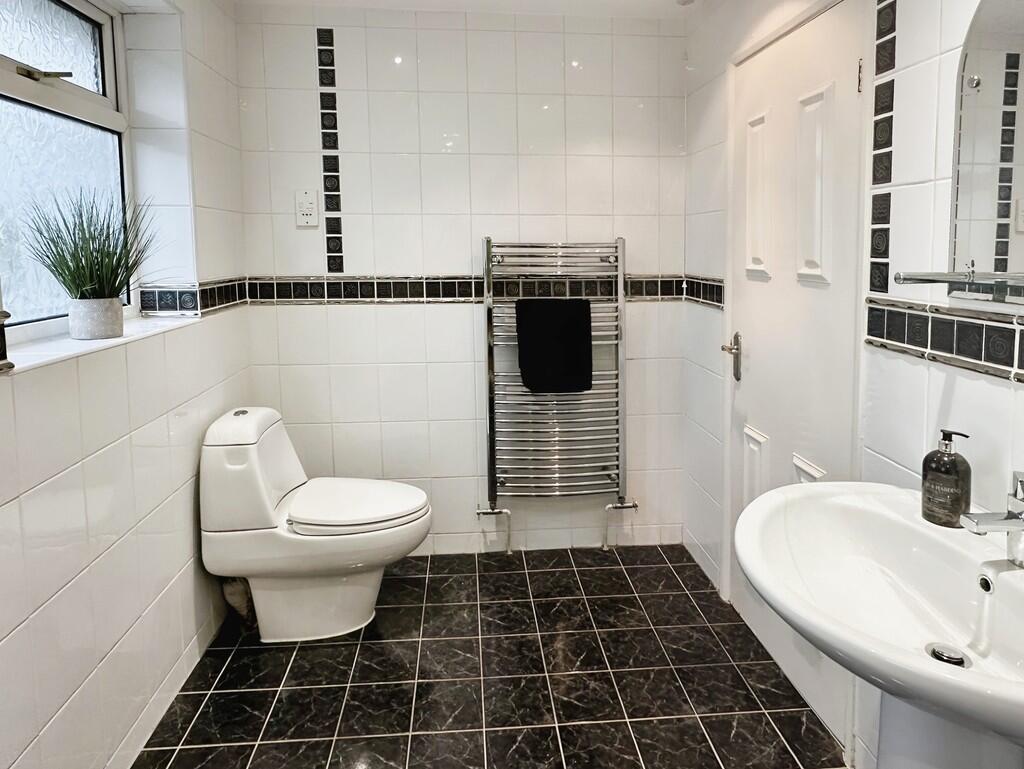 Additional property image - Harcourt Place, Castle Donington
