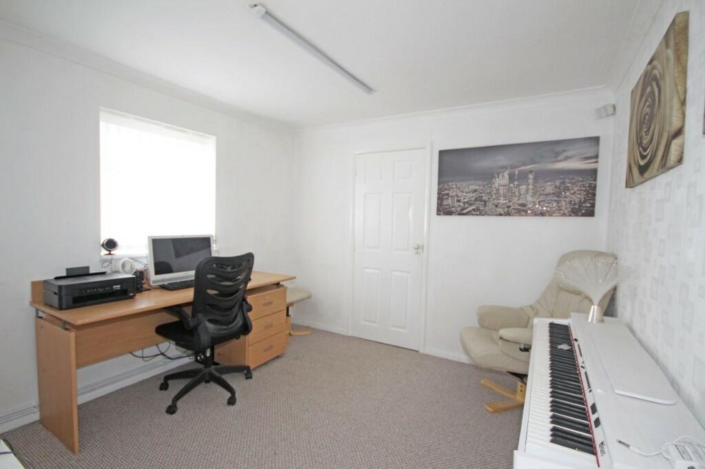 Additional property image - Ross Close, Haverhill, Suffolk, CB9
