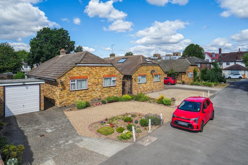 Main image of property: Bathurst Close, Iver, SL0