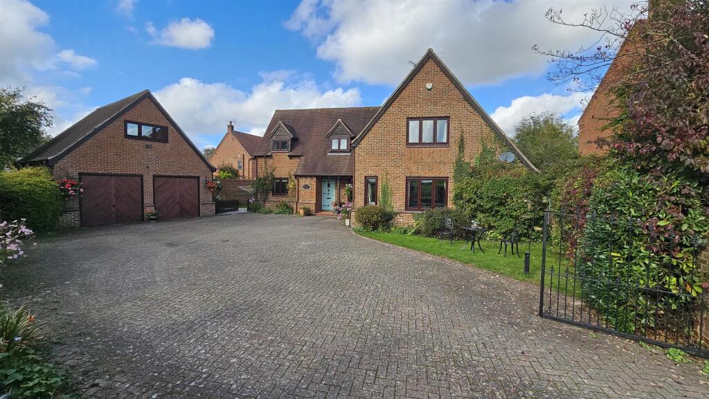 Main image of property: Aslockton Road, Scarrington