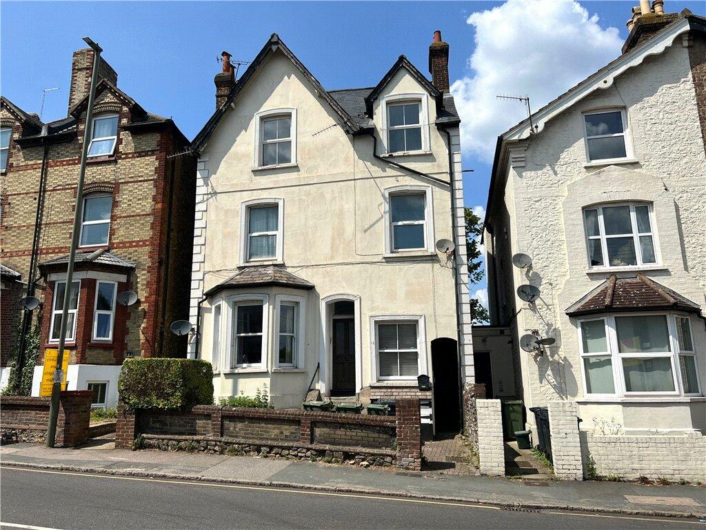 1 bedroom apartment for sale in Farnham Road, Guildford, Surrey, GU2