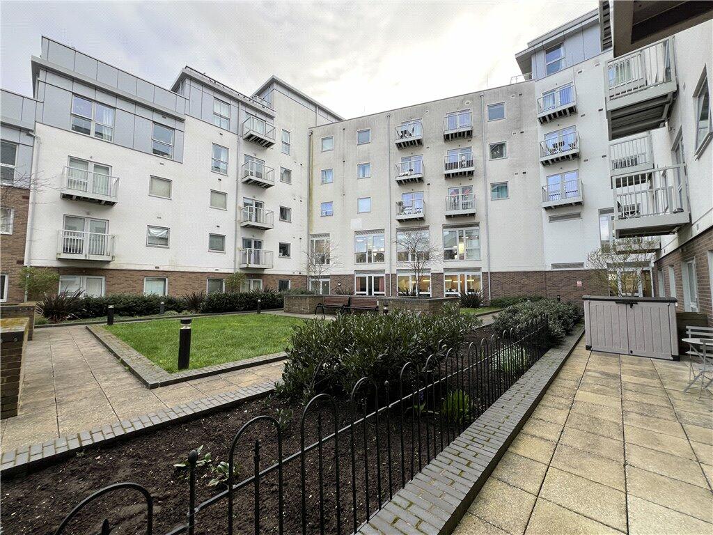 2 bedroom apartment for sale in Austen House, Station View, Guildford, Surrey, GU1
