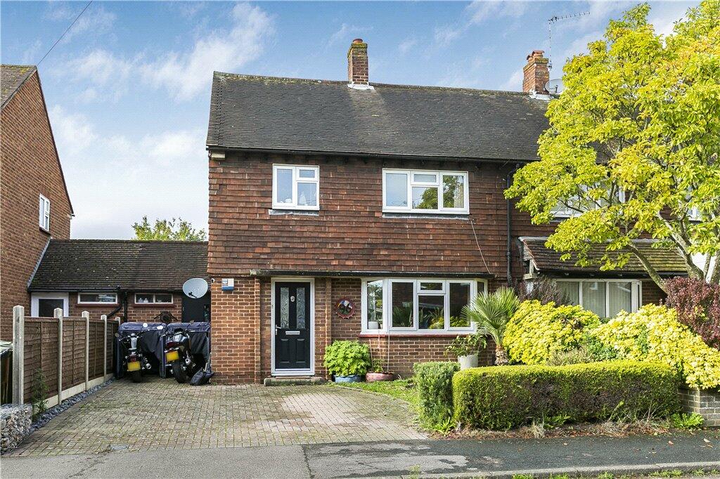 3 bedroom semi-detached house for sale in Yew Tree Drive, Guildford, Surrey, GU1