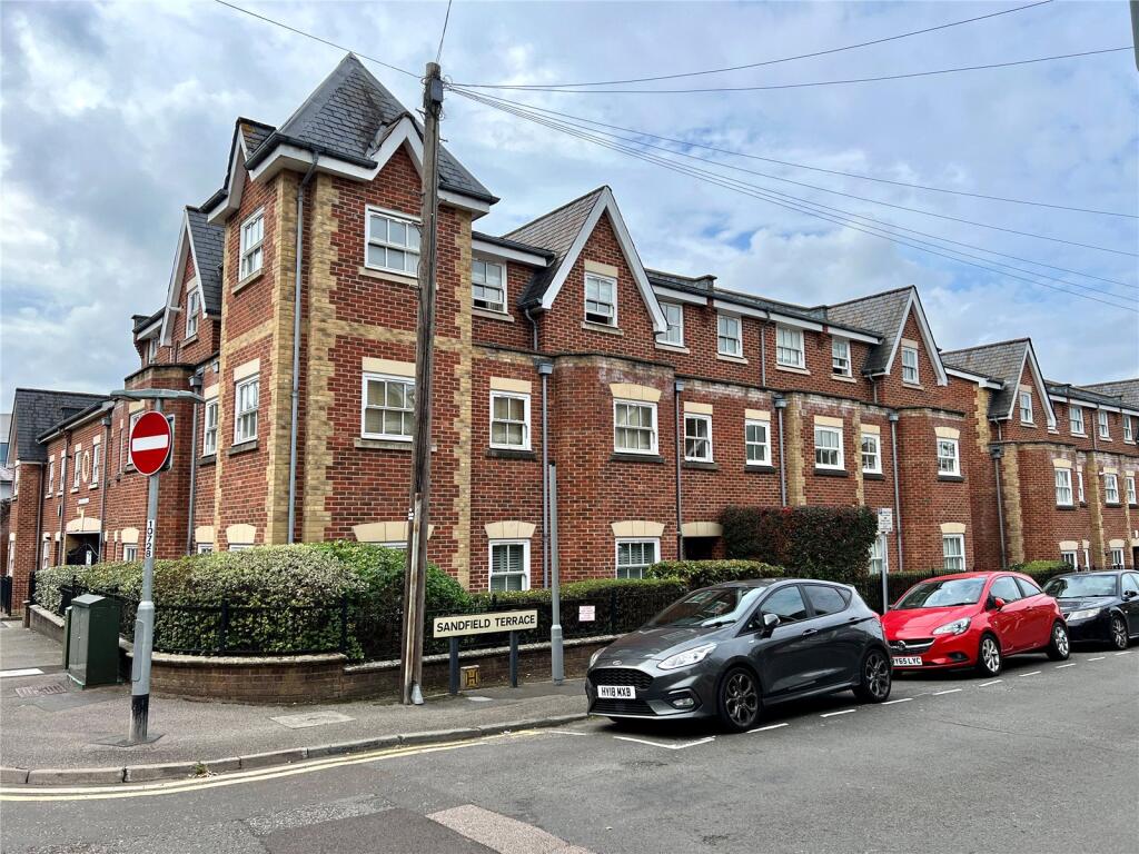 Main image of property: The Bars, Guildford, Surrey, GU1