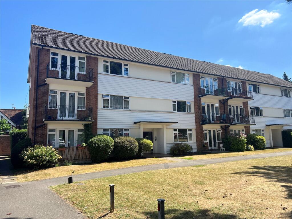 Main image of property: Lindfield Gardens, Guildford, Surrey, GU1