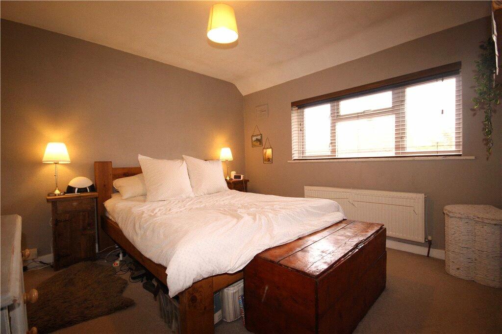 1 bedroom house share for rent in Cypress Road, Guildford, Surrey, GU1