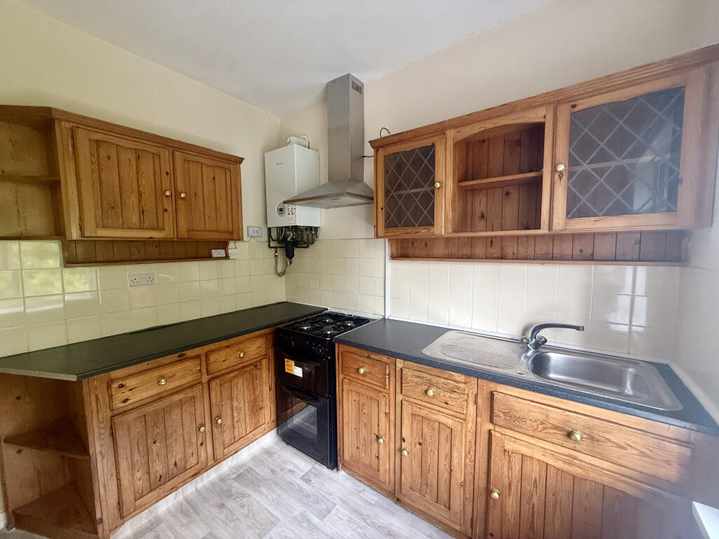 Main image of property: Yardley Wood Road, Moseley, B13