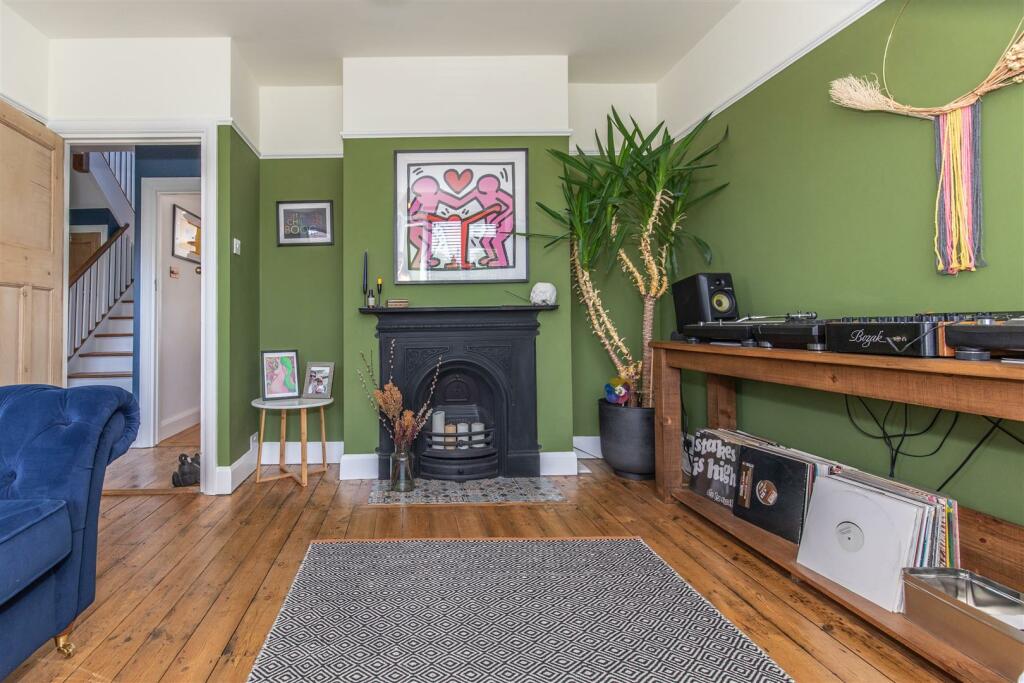 Additional property image - Chyngton Gardens, Seaford