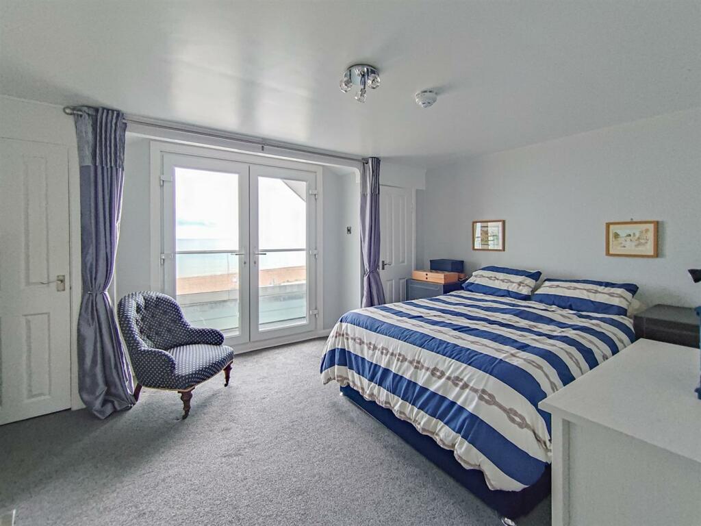 Additional property image - SEAFORD SEAFRONT