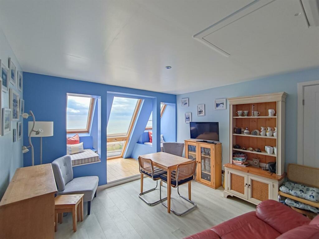 Additional property image - SEAFORD SEAFRONT