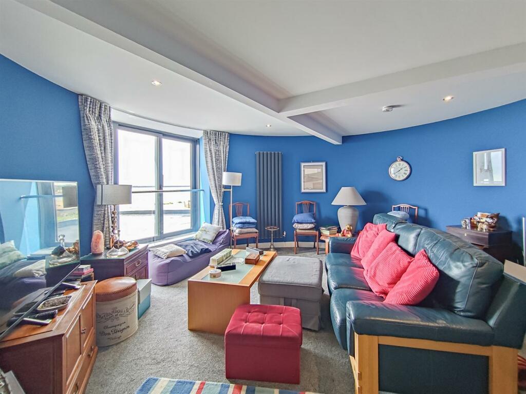 Additional property image - SEAFORD SEAFRONT