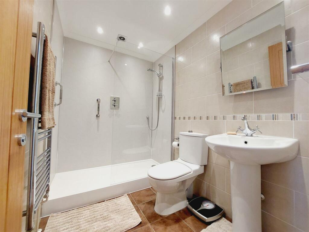 Additional property image - Heighton Crescent, Newhaven