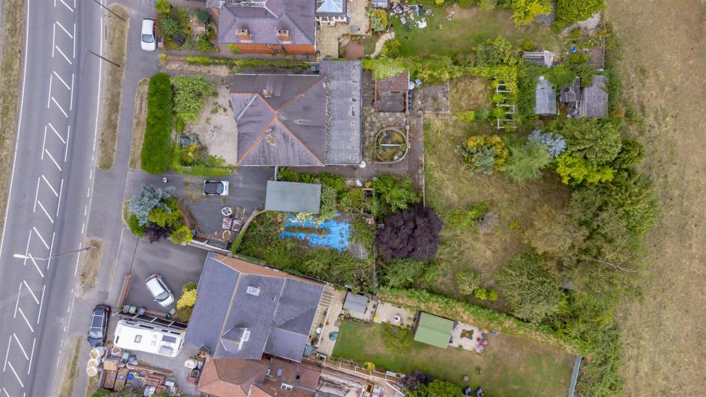 3 bedroom bungalow for sale in Hassock Lane North, Shipley, Heanor, DE75