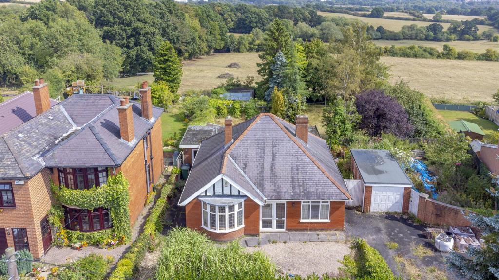 3 bedroom bungalow for sale in Hassock Lane North, Shipley, Heanor, DE75