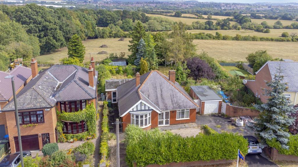 3 bedroom bungalow for sale in Hassock Lane North, Shipley, Heanor, DE75