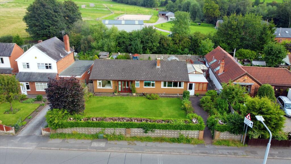 3 bedroom detached bungalow for sale in Awsworth Lane, Cossall, NG16