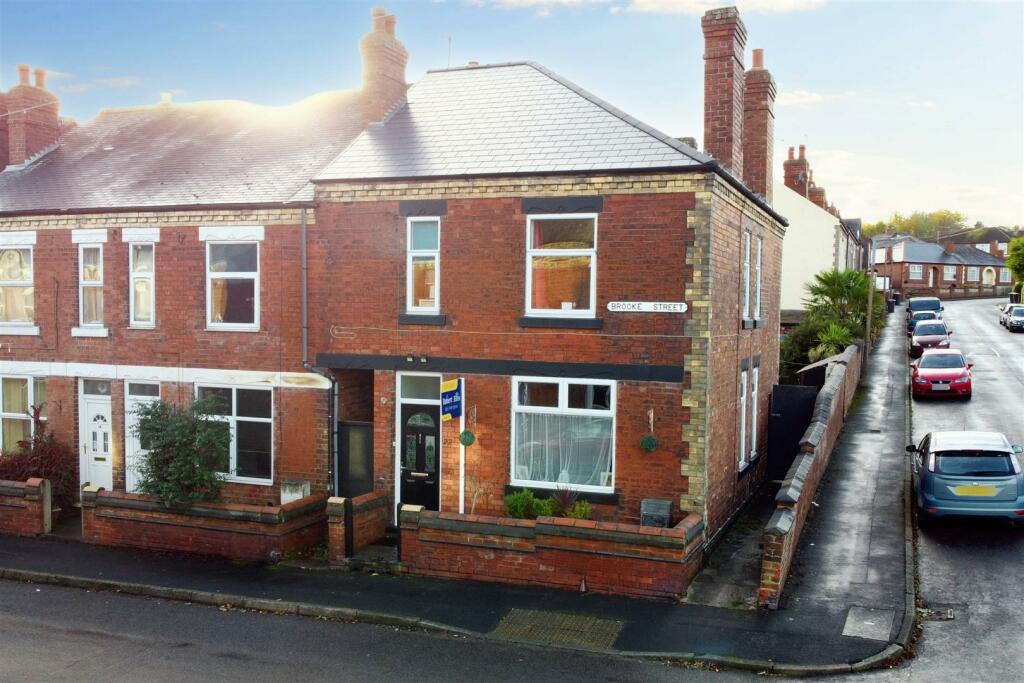 3 bedroom end of terrace house for sale in Brooke Street, Sandiacre, NG10