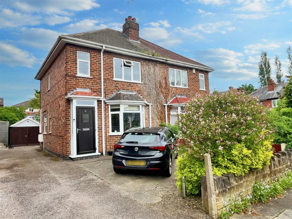 3 bedroom semidetached house for sale in Grenville Drive, Stapleford