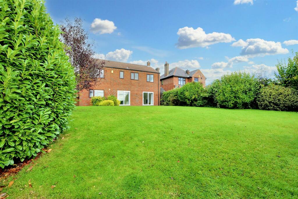 Additional property image - High Lane Central, West Hallam