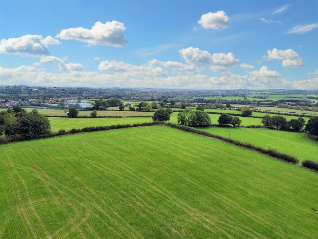 Additional property image - High Lane Central, West Hallam