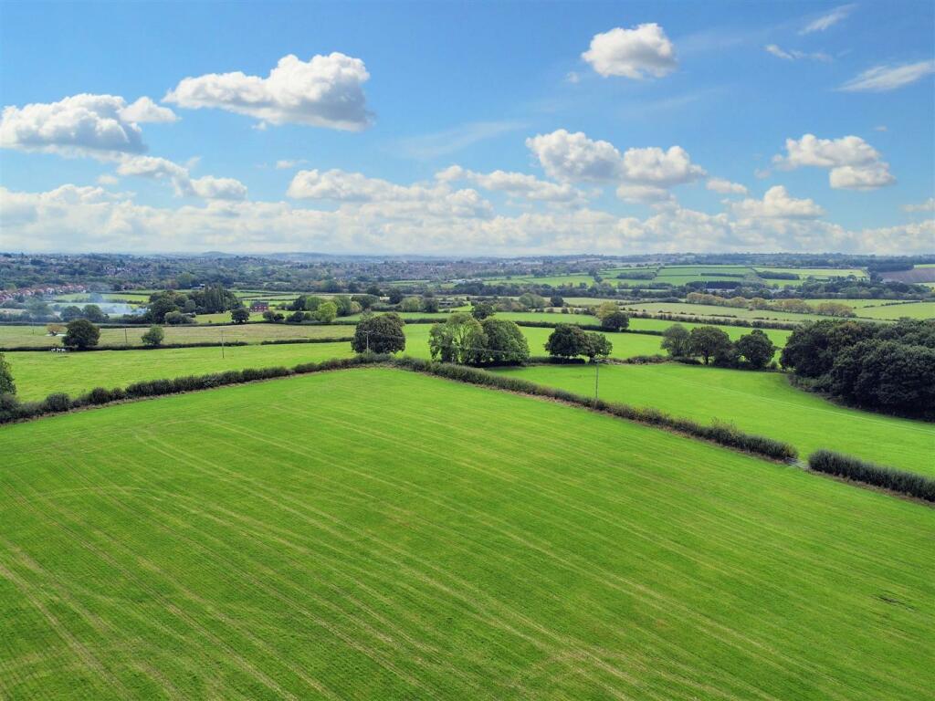 Additional property image - High Lane Central, West Hallam