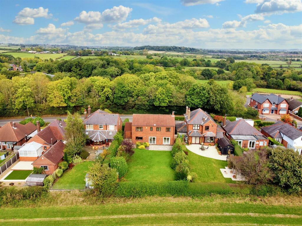 Additional property image - High Lane Central, West Hallam