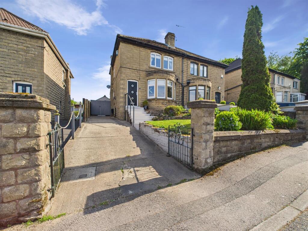 Main image of property: Ridgedale Mount, Pontefract