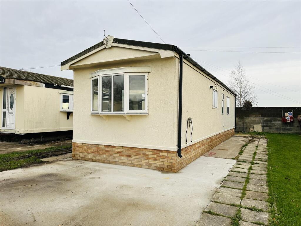 Main image of property: Greenacres Mobile Home Park, Flaxley Road, Selby