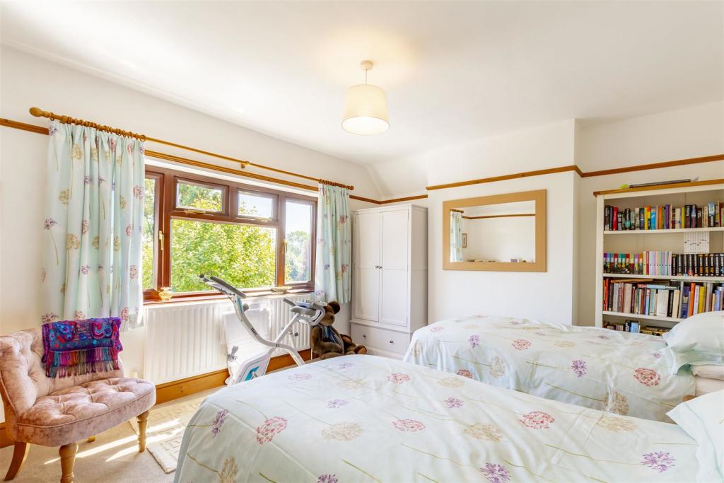 3 bedroom semidetached house for sale in Derby Road, Risley, DE72