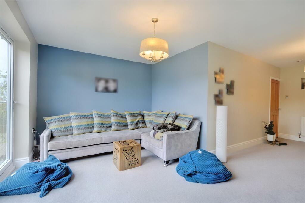 3 bedroom detached bungalow for sale in Spinney Rise, Toton, NG9