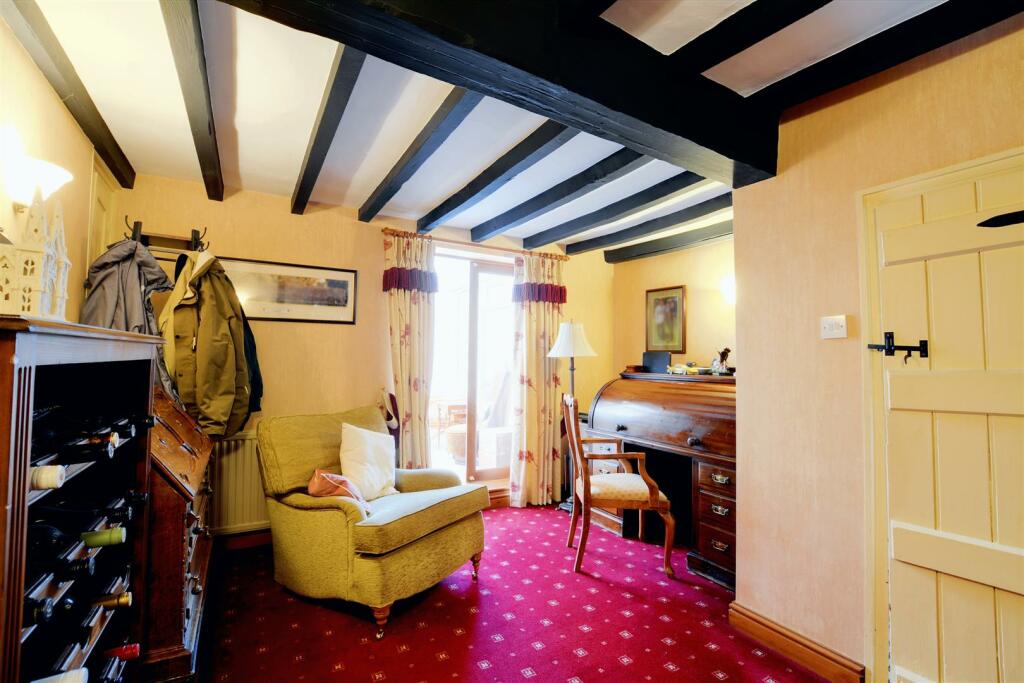 Additional property image - Beech Cottage, The Park, London Road, Shardlow