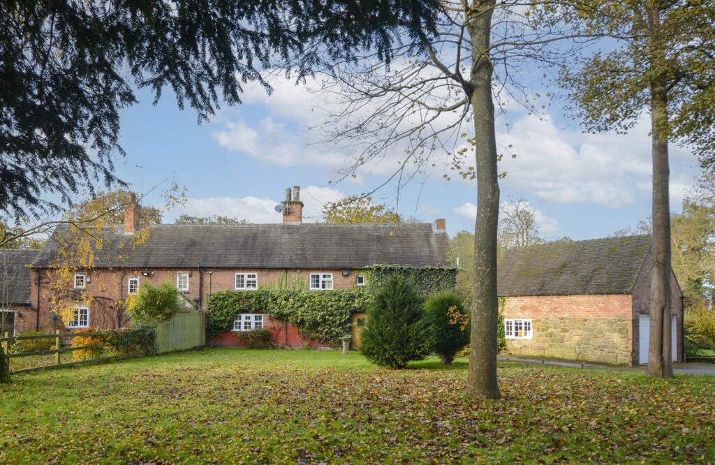 Additional property image - Beech Cottage, The Park, London Road, Shardlow