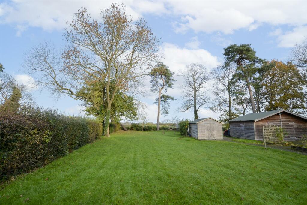 Additional property image - Beech Cottage, The Park, London Road, Shardlow
