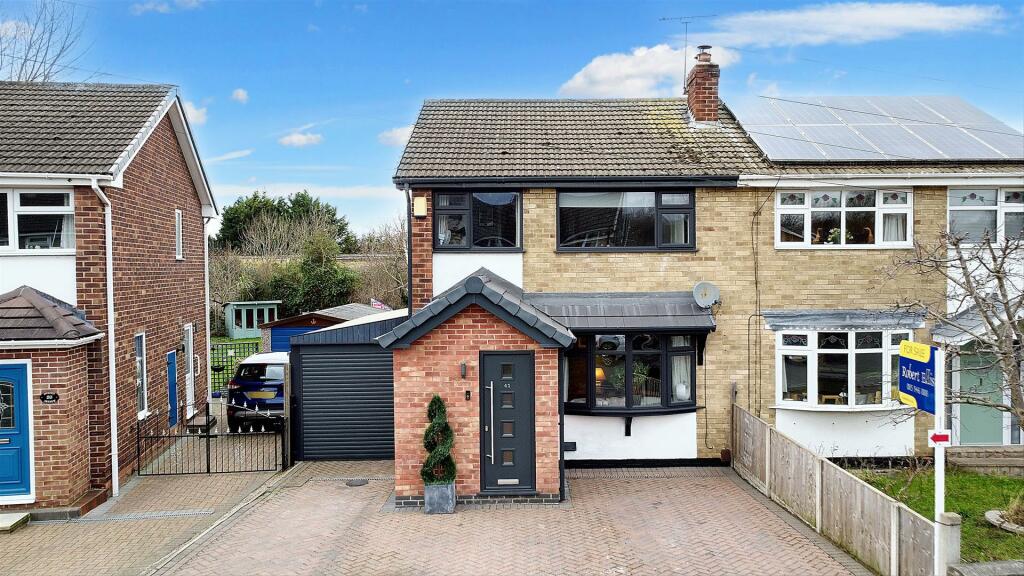 3 bedroom semidetached house for sale in Austen Avenue, Sawley, NG10