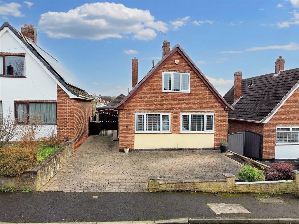 3 bedroom detached house for sale in Whitburn Road, Toton, NG9