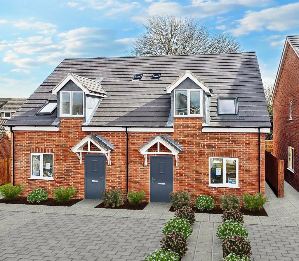 3 bedroom semidetached house for sale in Trafalgar Road, Long Eaton, NG10