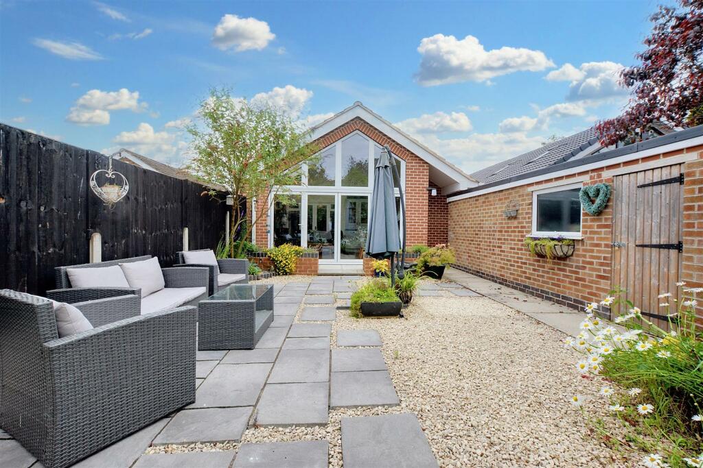 3 bedroom detached bungalow for sale in Nottingham Road, Borrowash, DE72