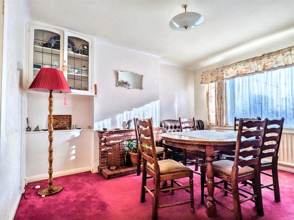 Additional property image - Cleveland Avenue, Draycott